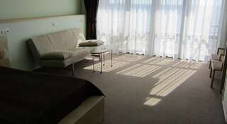 Гостиница Аквапарк Алушта Стандартный двухместный номер с 1 кроватью или 2 отдельными кроватями-1